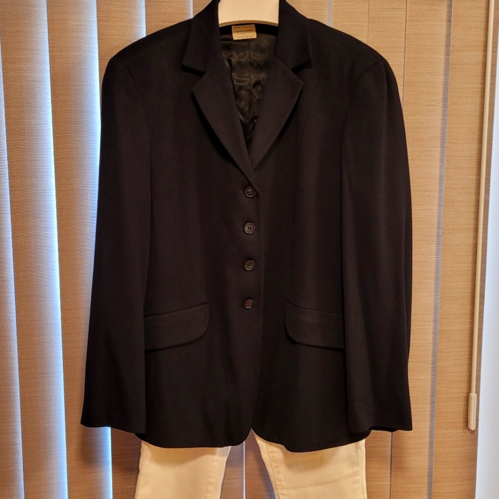 EUC / United Colors of Benetton Ladies Blazer
